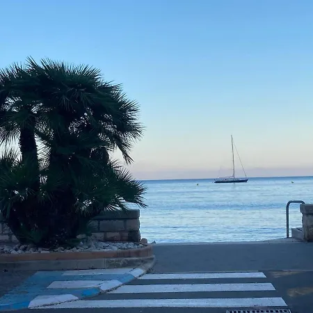 La Mer, Acces Direct Et Calme, Terrasse Apartment